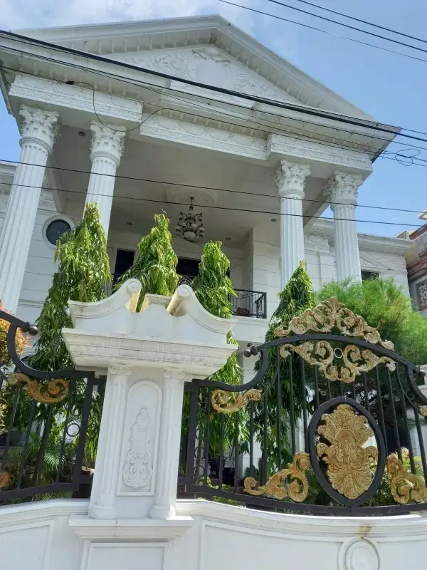 Dijual rumah mewah istimewa Di Pekanbaru