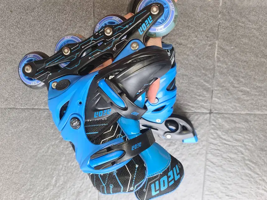 Neon Inline Skate Rollerskate Rollerblade anak baru no Box