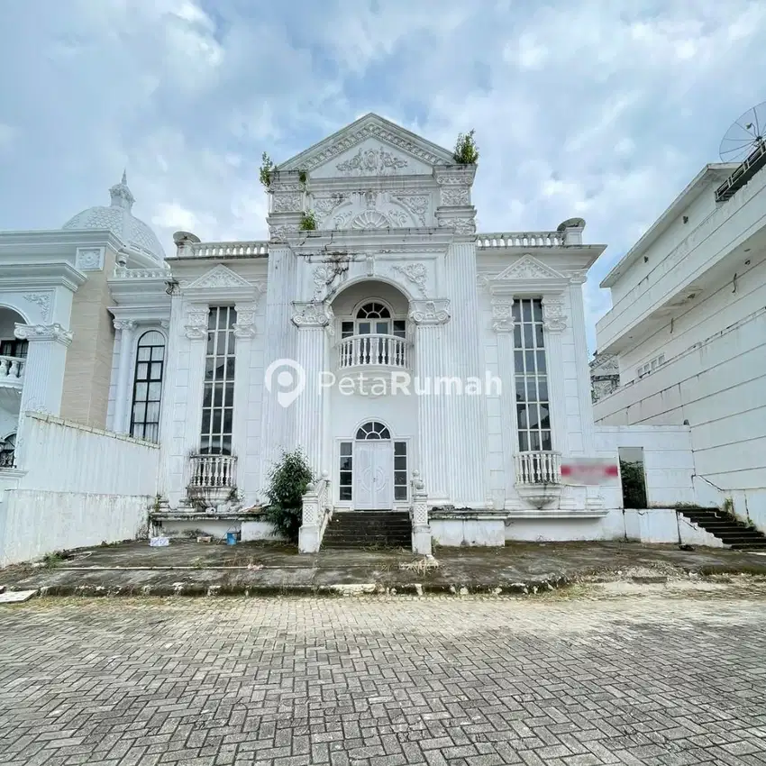 DIJUAL VILLA KOMPLEK ROYAL SUMATERA GOLF MANSION (Indra)