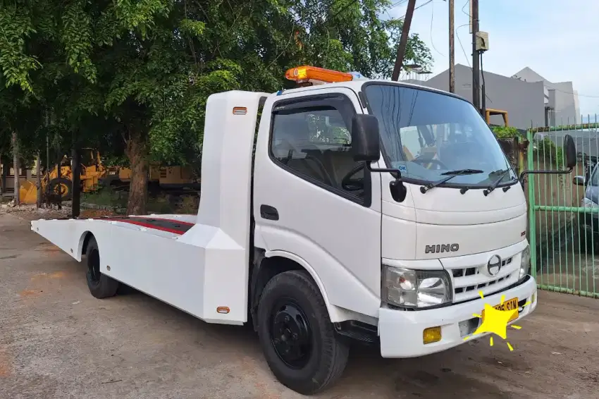 Hino Dutro 6ban Long Towing Car Carrier Derek Bak Towing Baru Sirine