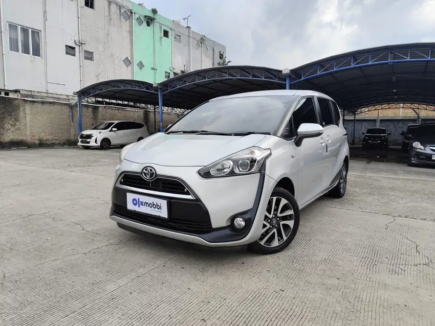 Pajak Panjang - Toyota Sienta 1.5 V Bensin-AT 2016