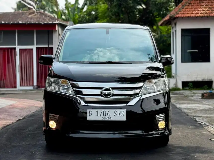 Nissan Serena HWS Th 2013 Automatic Istimewa