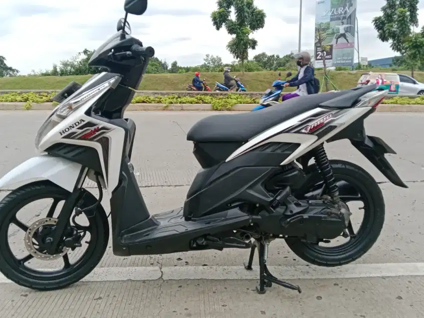 Honda vario techno cbs 2012 stater tokcer halus mulus terawat