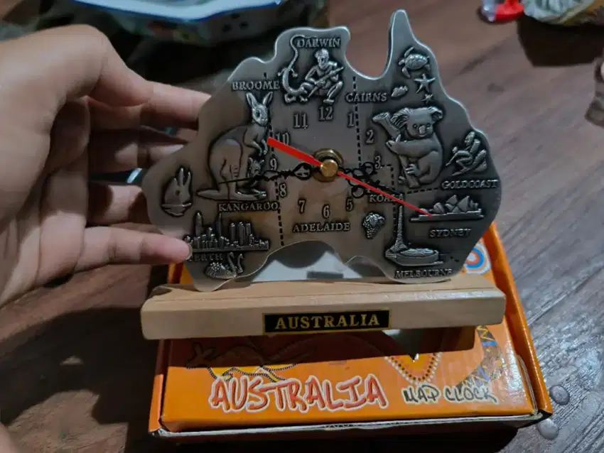 Australia Map Clock