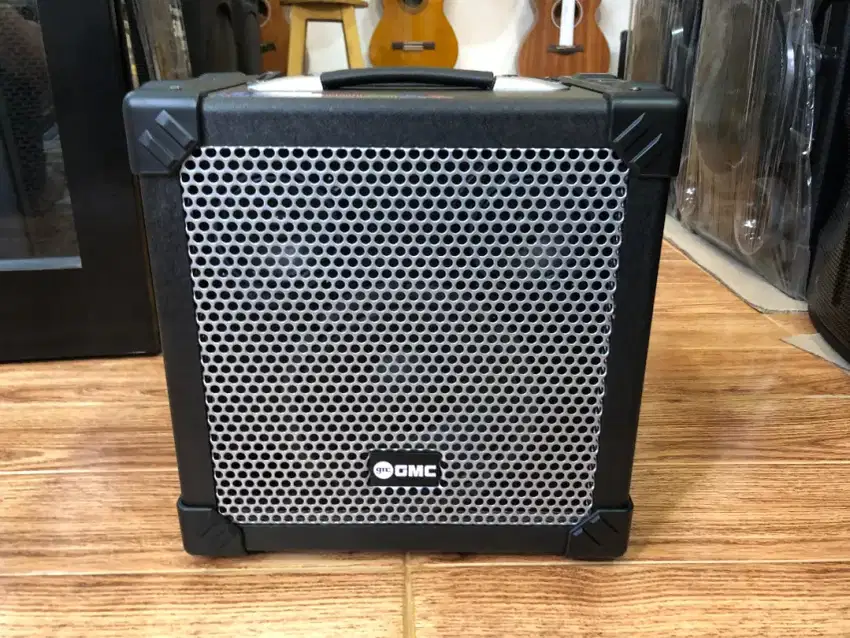 Speaker gmc 888Q