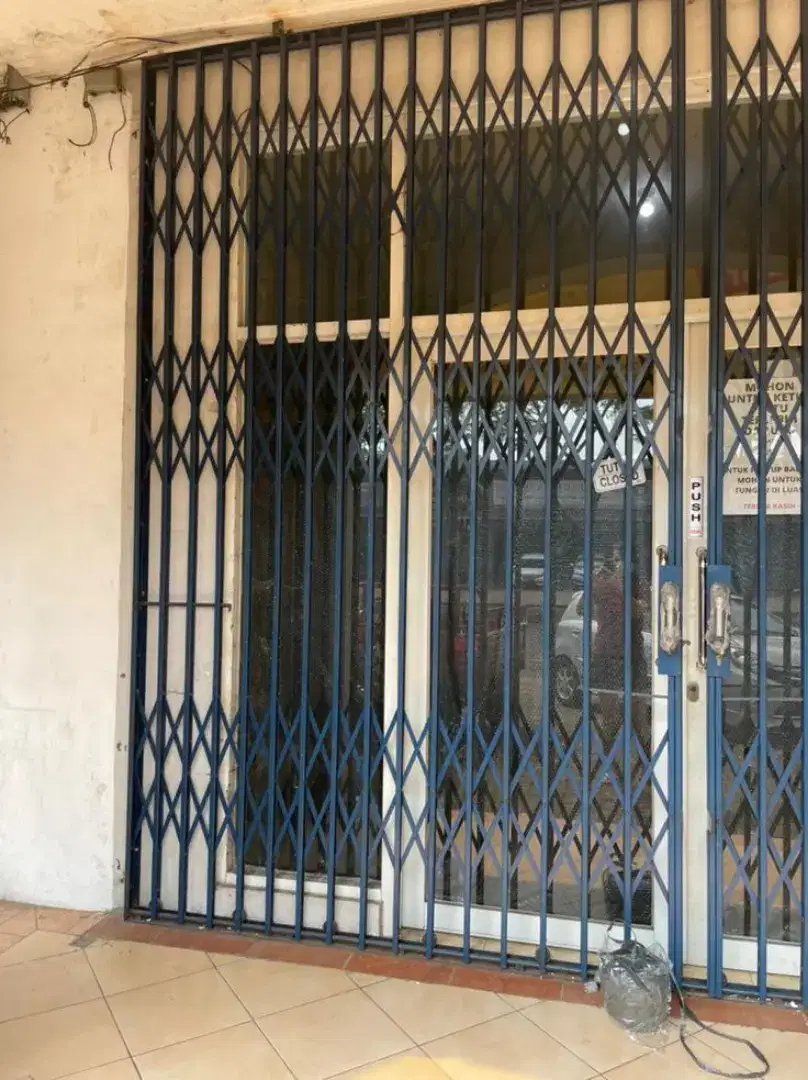 Folding gate, Rolling door bandung, jakarta, jual,pasang,service