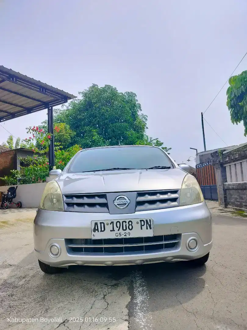 Grand Livina XV MATIC Ori 2010 jarang ada