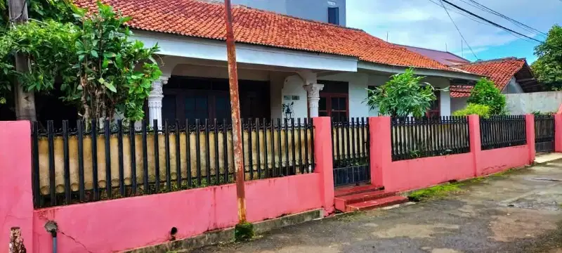 Rumah di Jual sangat strategis di Kota Depok