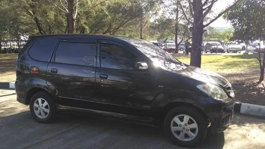 AVANZA G 1.3 MT 2010