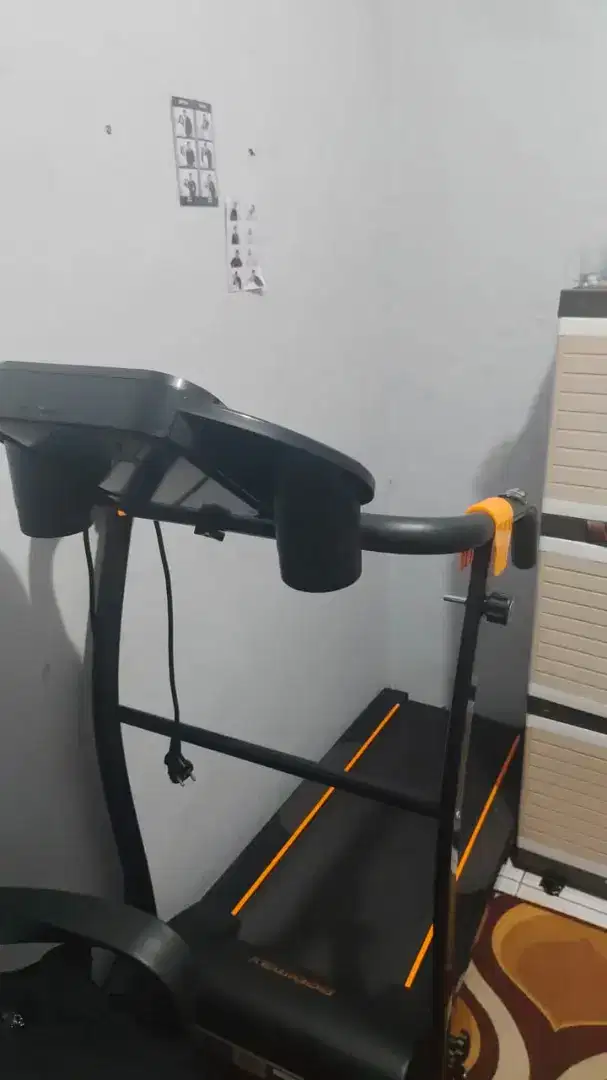 DIJUAL BODY MAX ALAT TREADMILL BARU DARI BELI BLM DIGUNAKAN