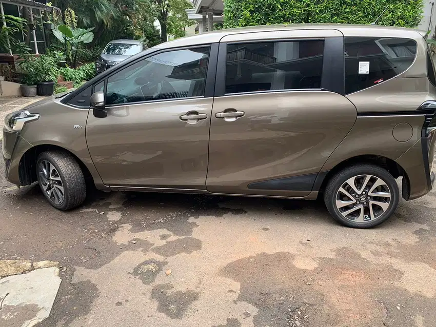 Toyota Sienta 2016 Bensin