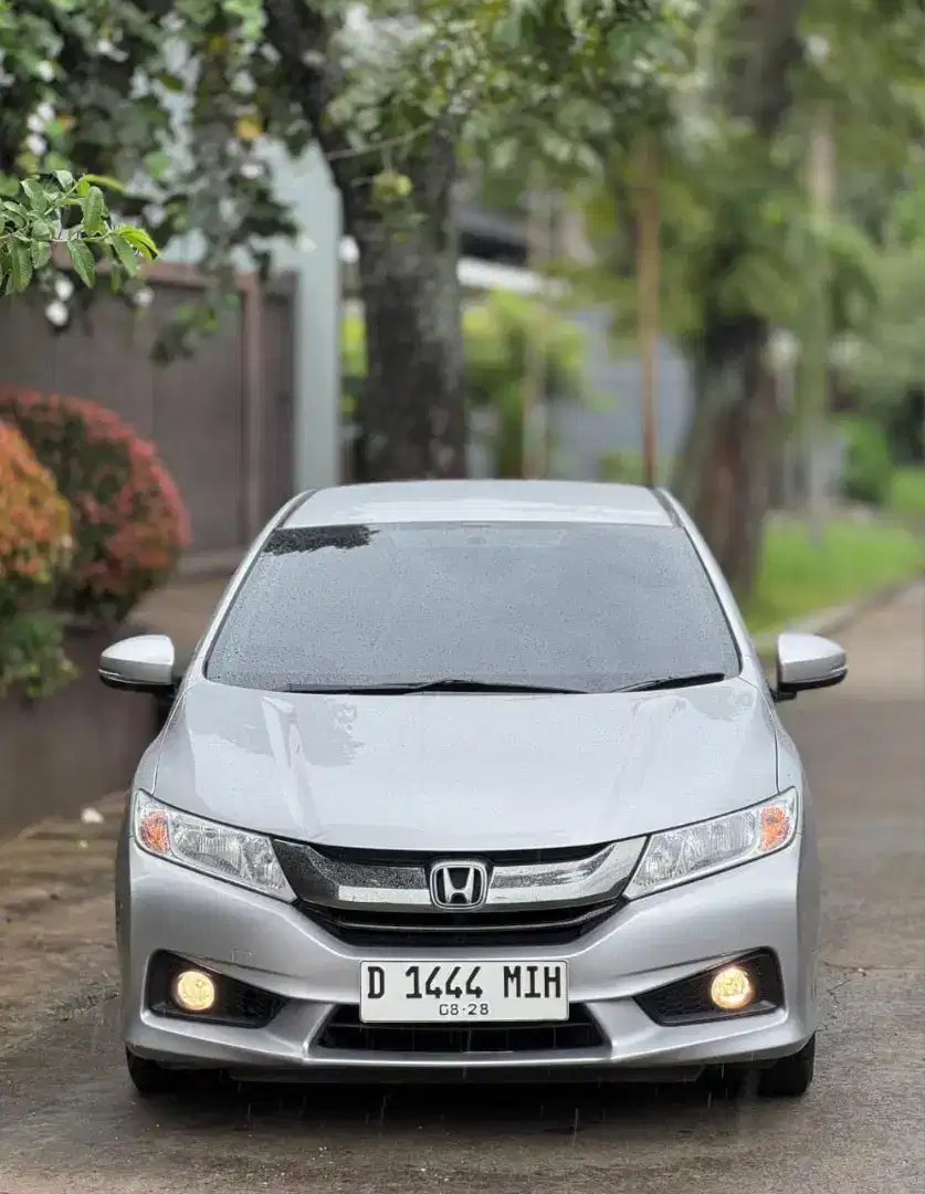 Honda City E Matic 2016 ANTiiKk Pisan
- KM Low 50rb