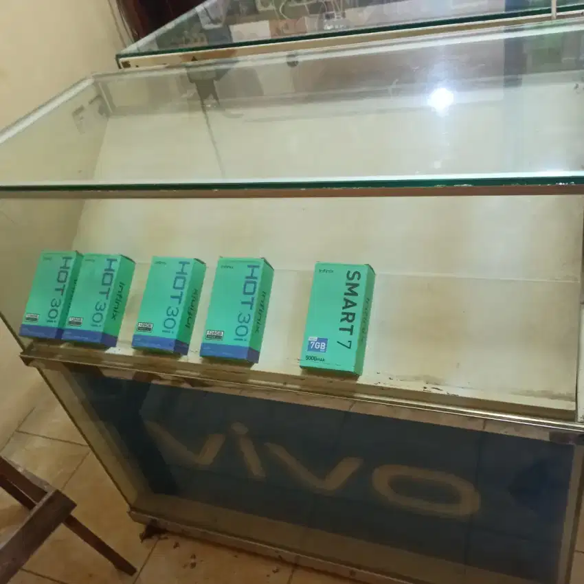 ETALASE HP VIVO