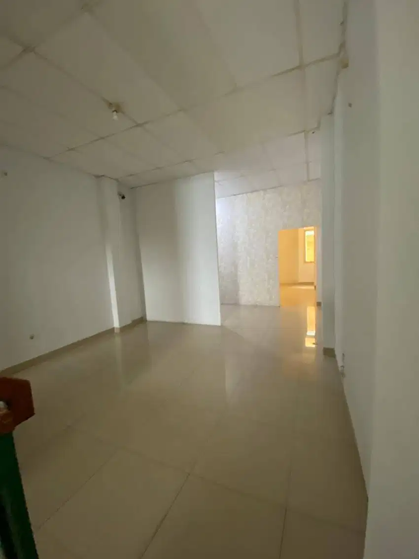 Dikontrakkan tempat usaha lt 2 & 3 cocok untuk kantor/salon/bimbel dll