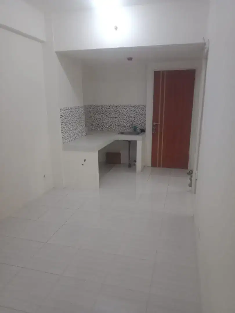 Apartment Sewa Murah Puncak CBD Lantai 32