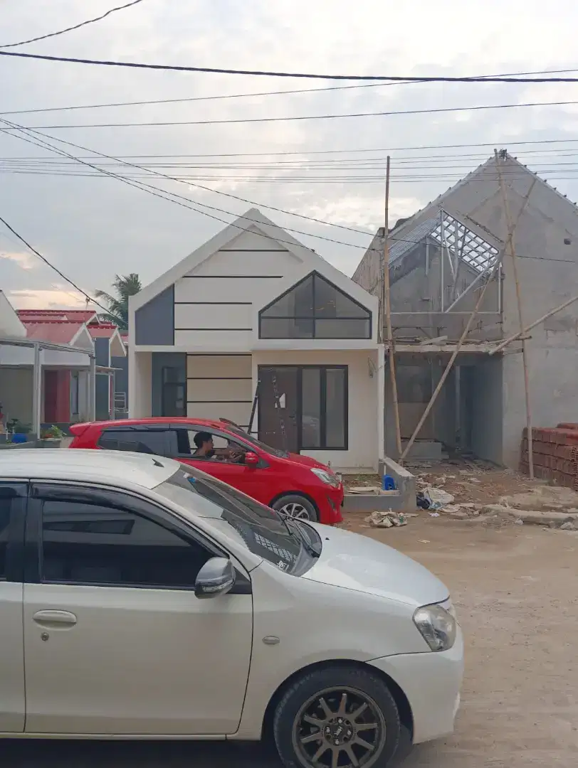 Rumah mewah di Depok, bebas banjir dekat stasiun.