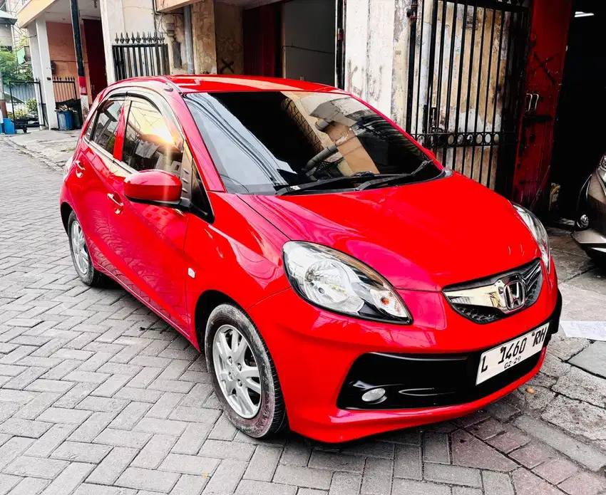 DP 6,5 JT DIJUAL HONDA BRIO 1.2 E M/T 2014 TERMURAH DAN ISTIMEWA