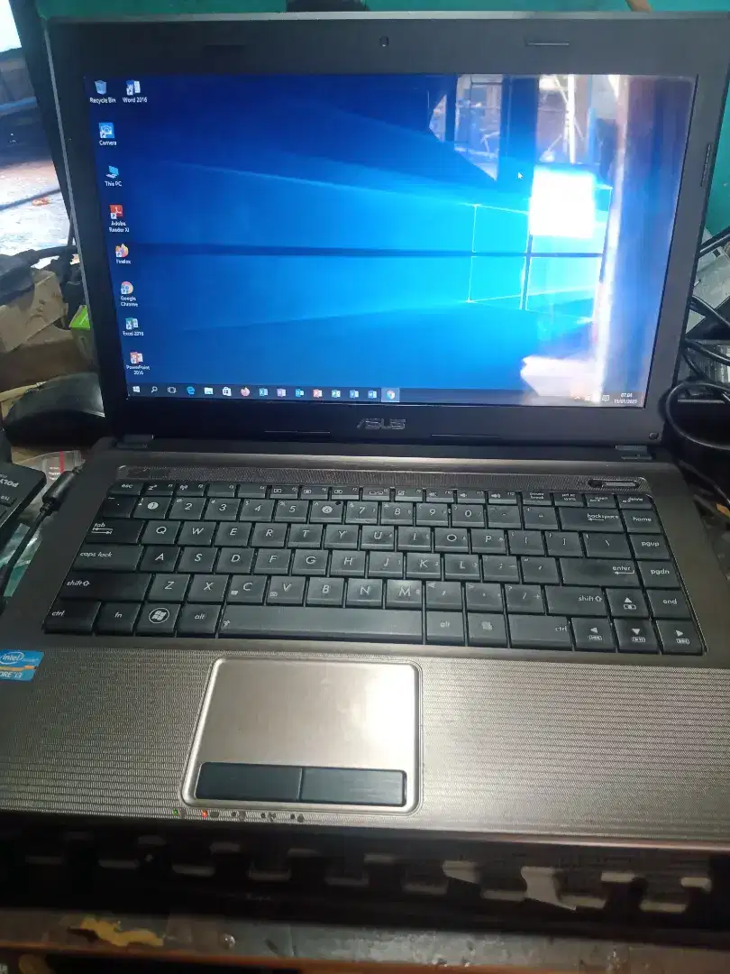 Asus core i3 gen2 ram4 hdd 320gb siap pakai