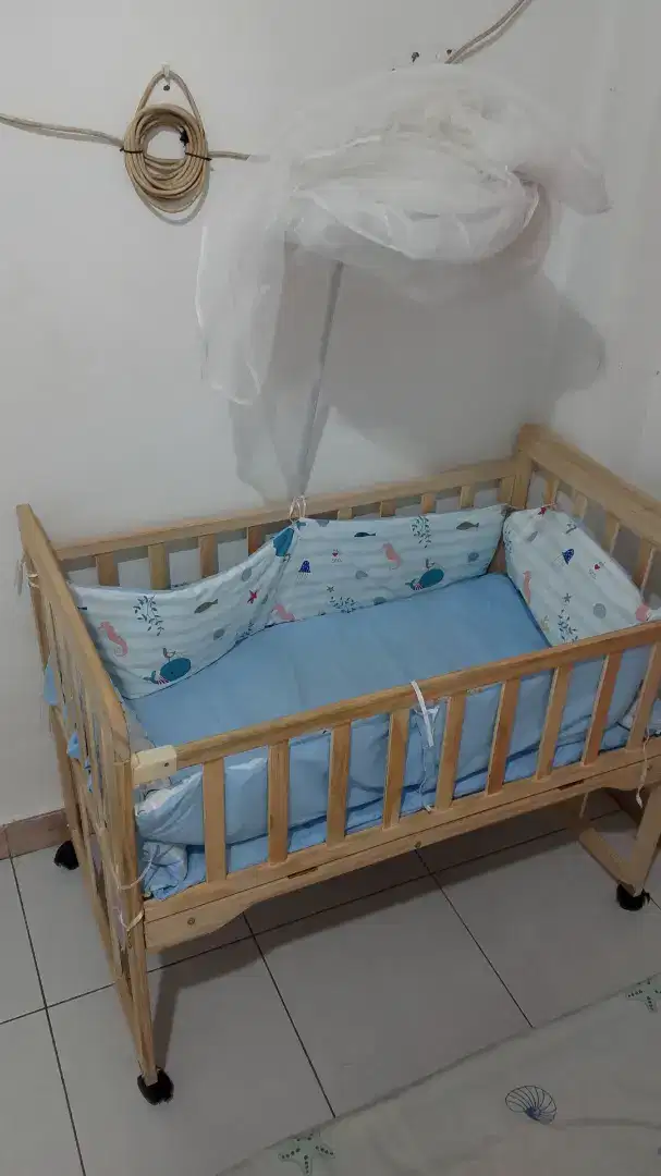 Tempat Tidur Bayi/Box Bayi