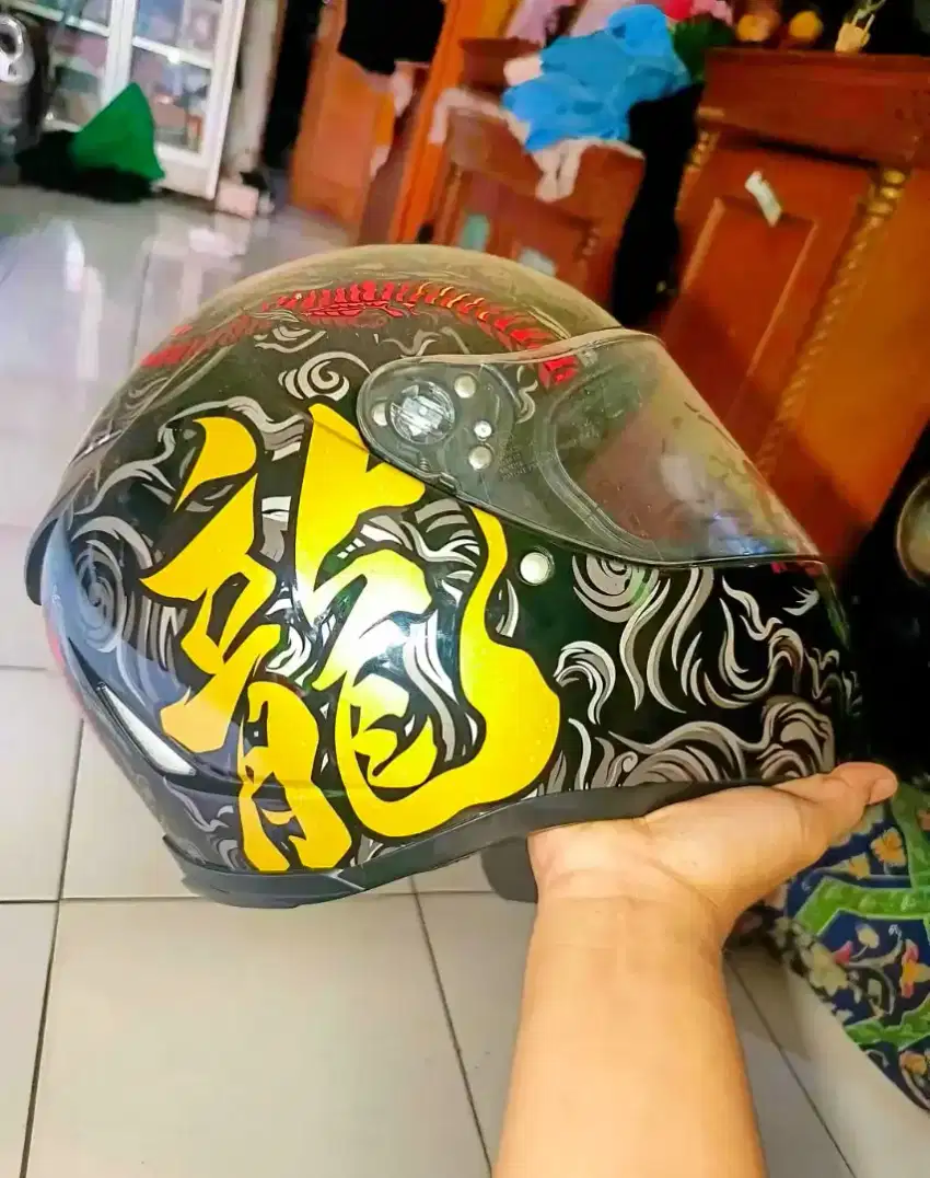 Helm Zeus ZX 822B