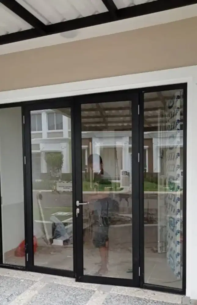 Pasang baru kusen partisi murah se-jabodetabek