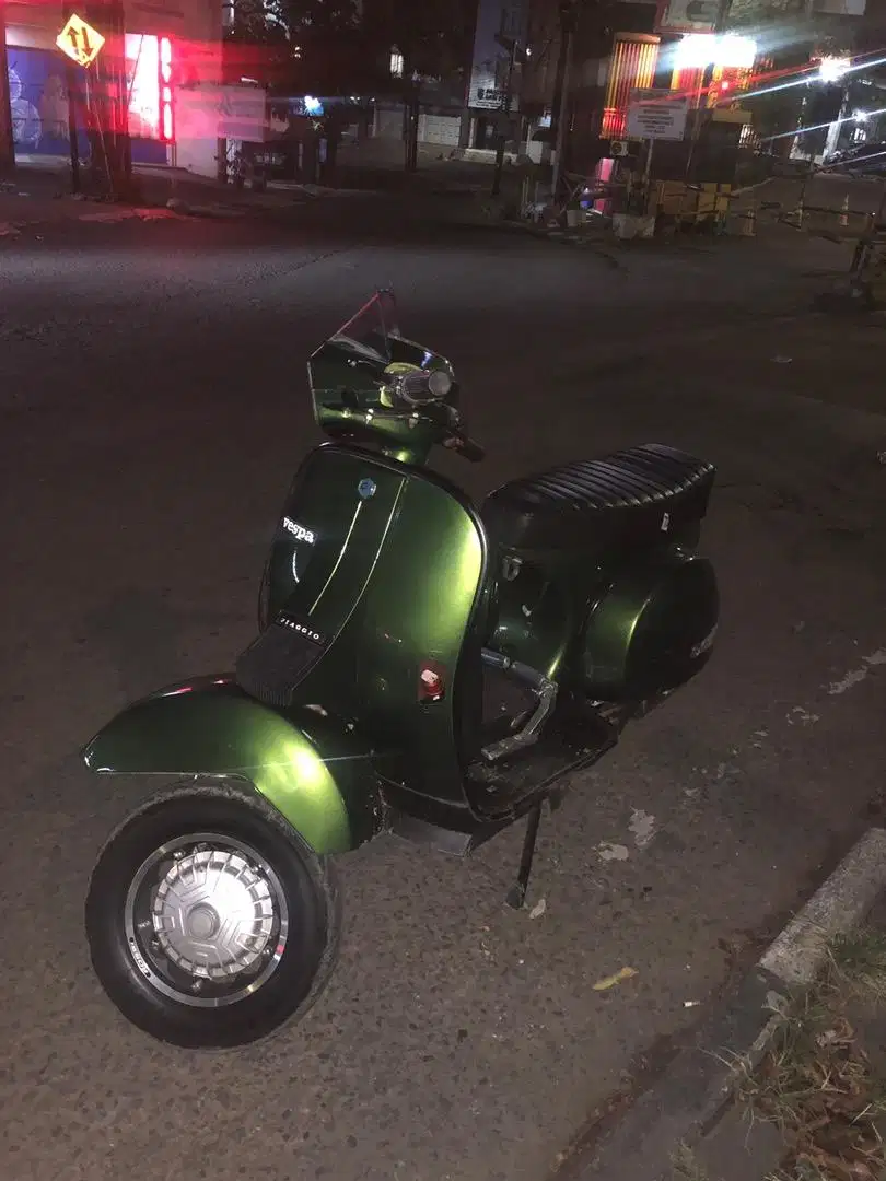 Piaggio Vespa Excel 150