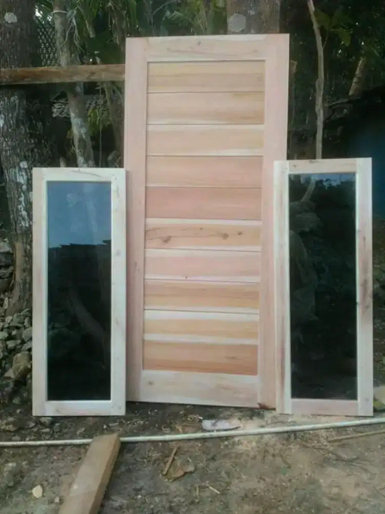 Pintu kamar/pintu kayu