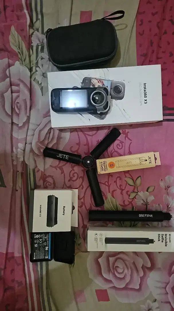 Camera Insta 360 X3