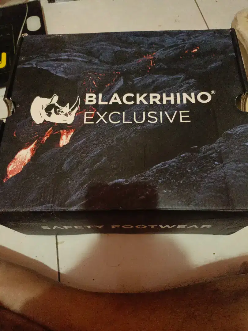 Sepatu Safety Blackrhino Exclusive