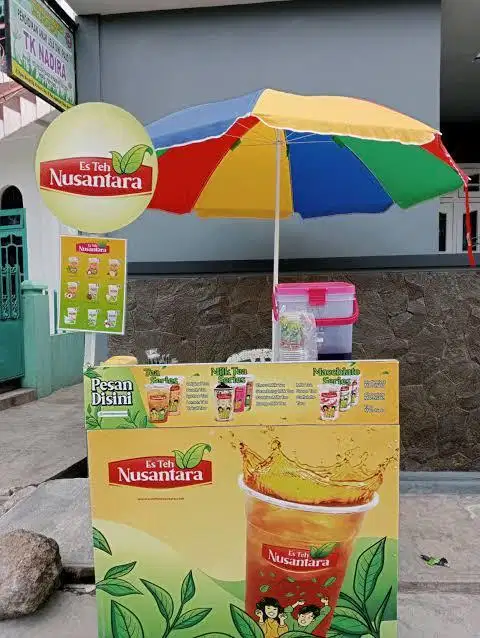 Cari pegawai jaga usaha es teh