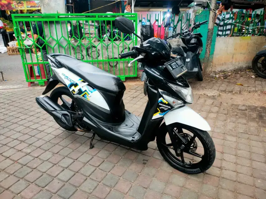 Beat Pop 110cc PGM-FI Thn 2016