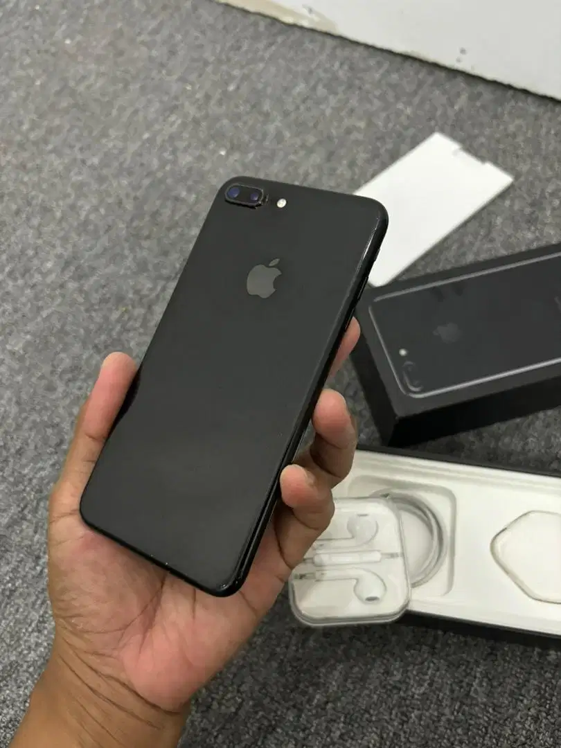 Iphone 7 Plus 128gb Jetblack SEMUA NORMAL Fullset layar lebar Murah