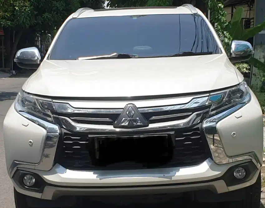 Mitsubishi Pajero Sport Dakar 4X2 Diesel A/T Triptonic 2018 Putih