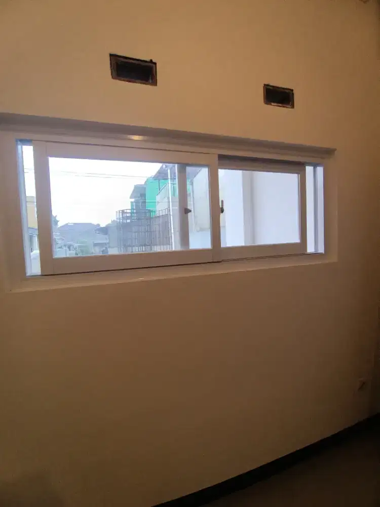 Kusen aluminium pintu dan jendela alumunium