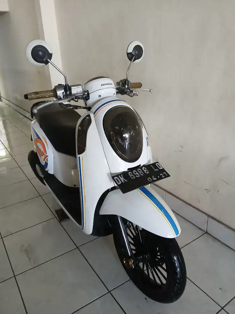 HONDA SCOOPY FI TAHUN 2017 PAJAK OFF 2X SURAT LENGKAP MESIN NORMAL