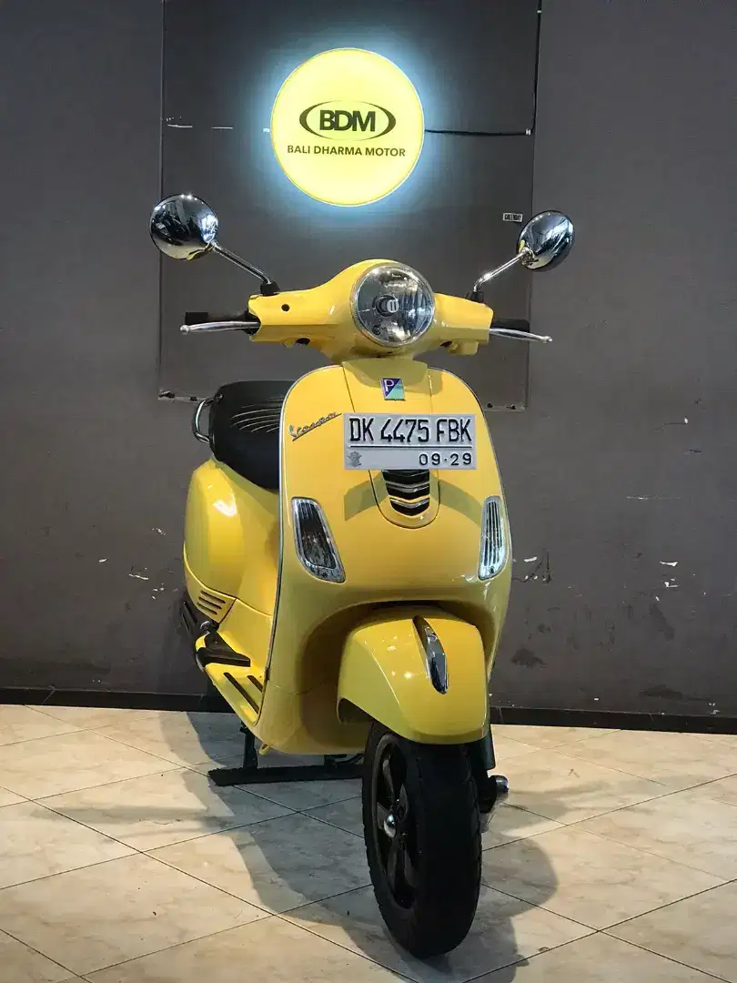 DP 6,5 JT / BUNGA MENURUN 2%/ PIAGGIO VESPA LX TAHUN 2019