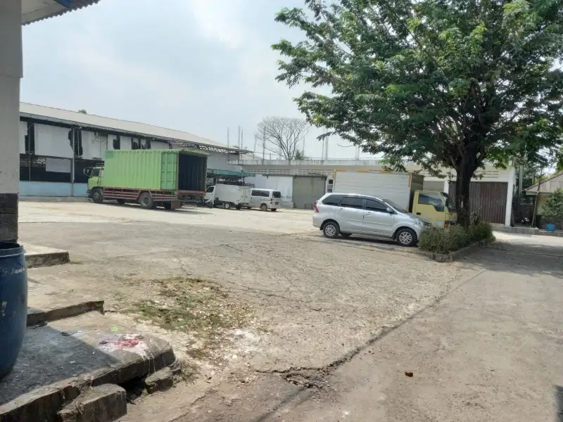 Di sewakan gudang di komplek pergudangan di bantar gebang  bekasi