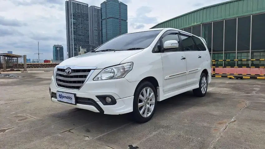 DP RENDAH - Toyota Kijang Innova 2.0 G Luxury Bensin-AT 2015