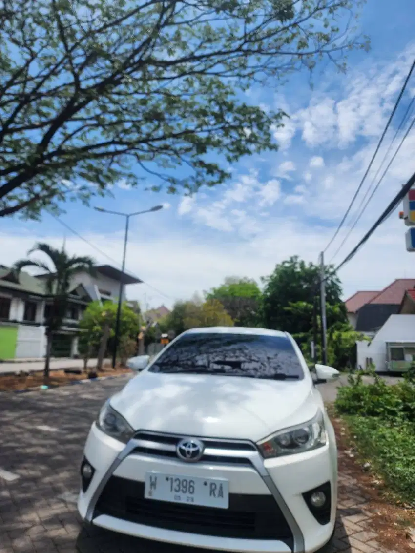 YARIS CANTIK 2014 LELE TANGAN PERTAMA