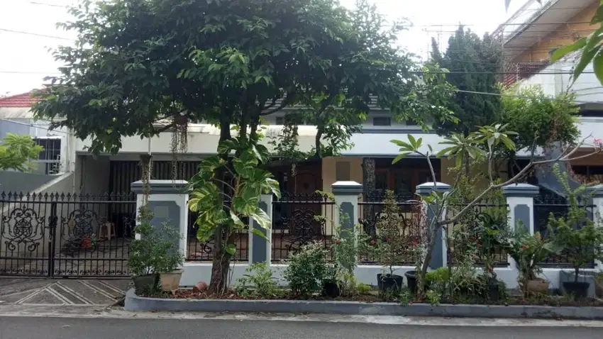 Dijual Rumah Luas Siap Huni di Cipinang Elok 2 Jakarta