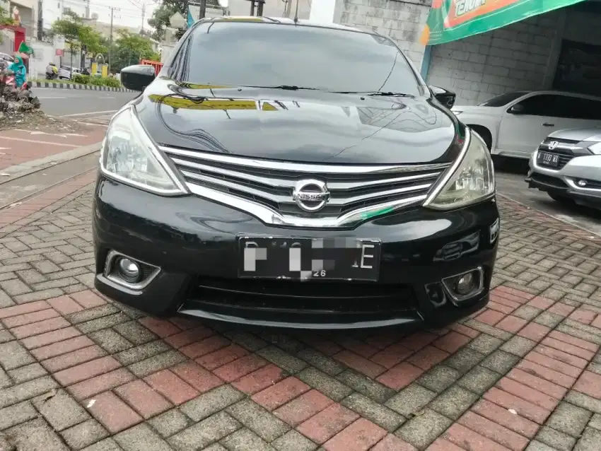 Nissan grand Livina SV 1.5 manual 2014