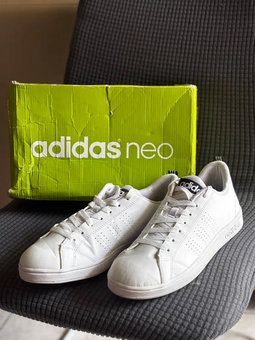 Sepatu Adidas Neo