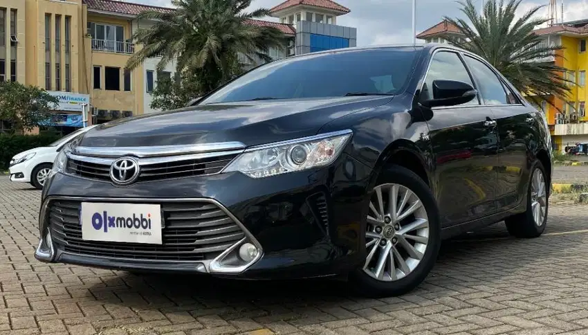 Harga Terbaik TDP 11JT Toyota Camry 2.5 V Bensin-AT Hitam 2015