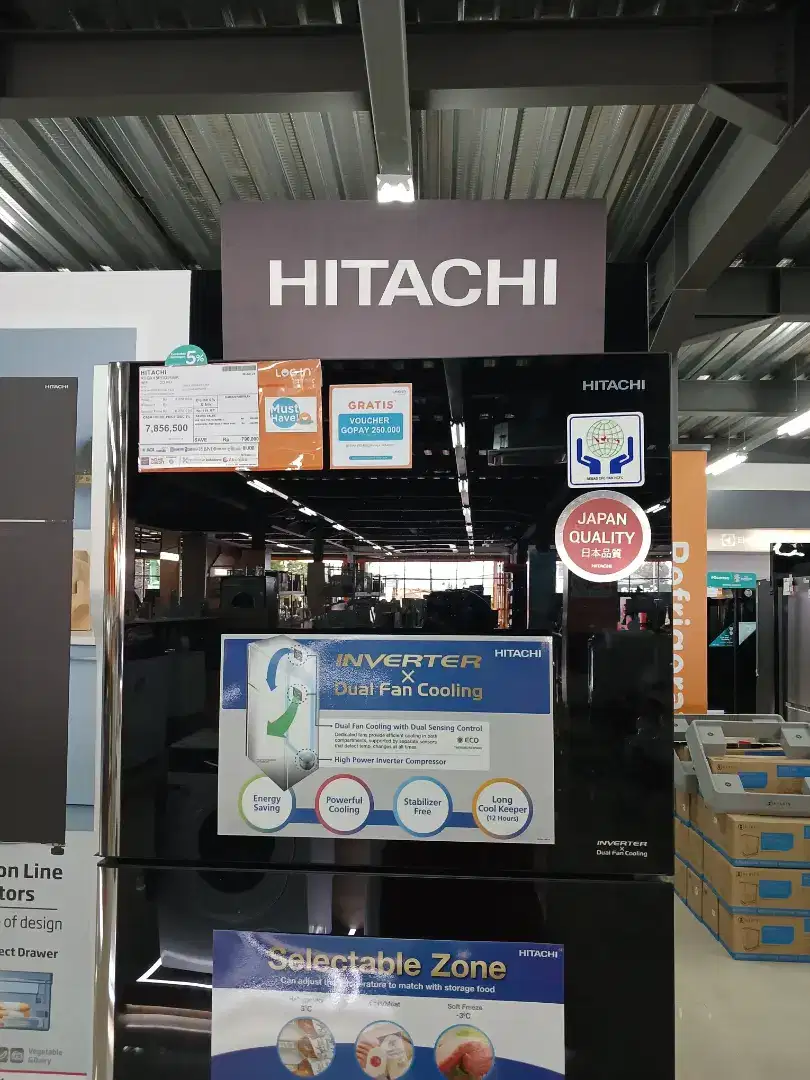 Kredit Kulkas Hitachi Inverter Bunga 0% dan Free Cicilan 1-2x