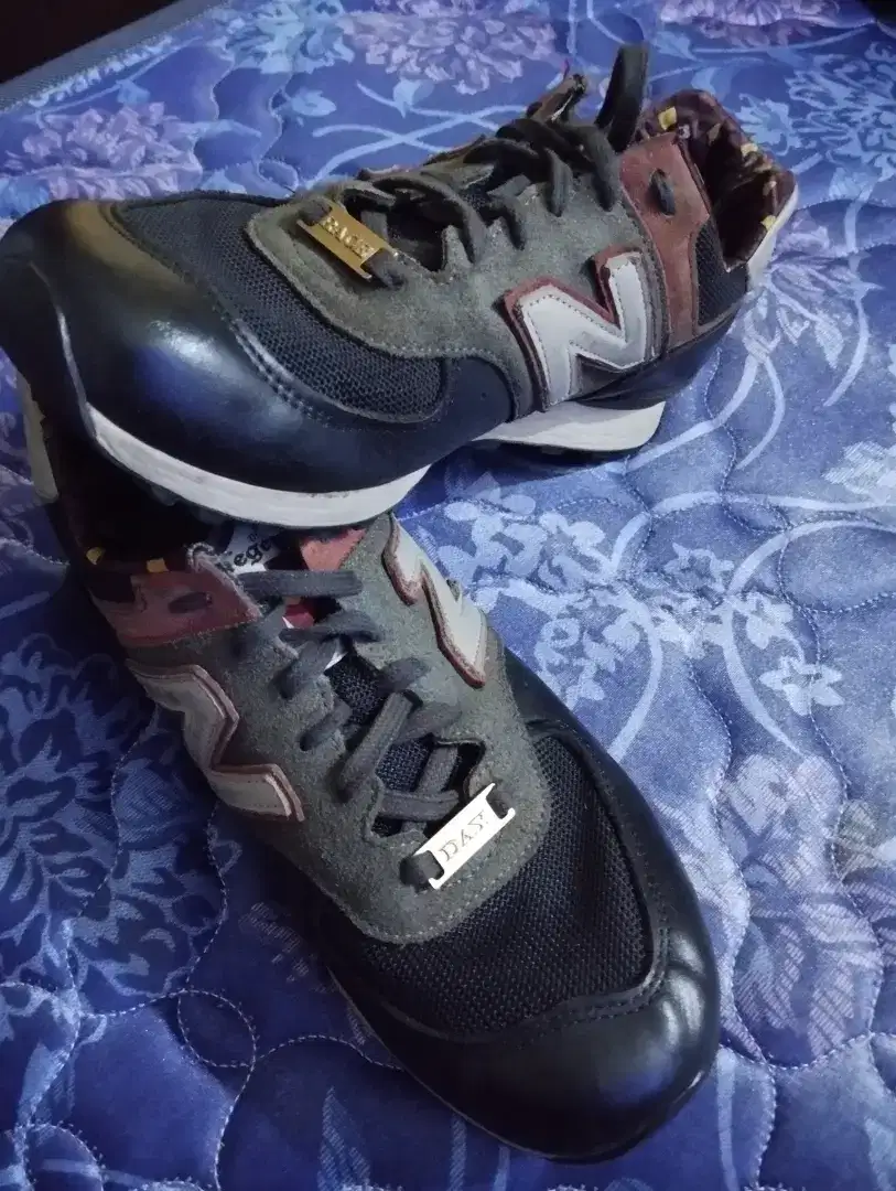 Sepatu NB 576 race day rare