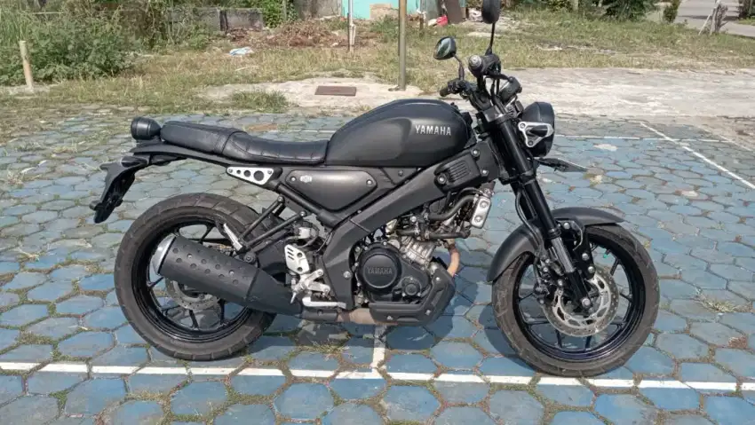 DIJUAL MURAHHH!! YAMAHA XSR 155CC BLACK 2022