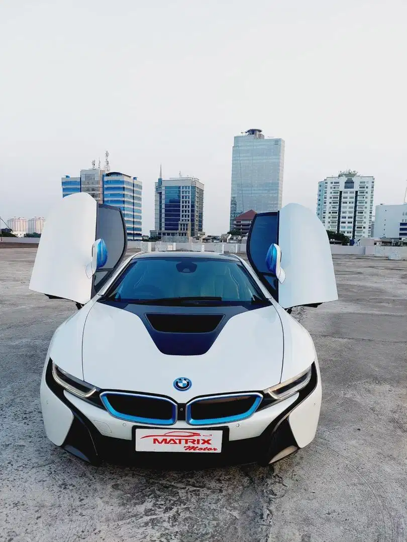 BMW I8 2017! KONDISI SUPER! BMW I8