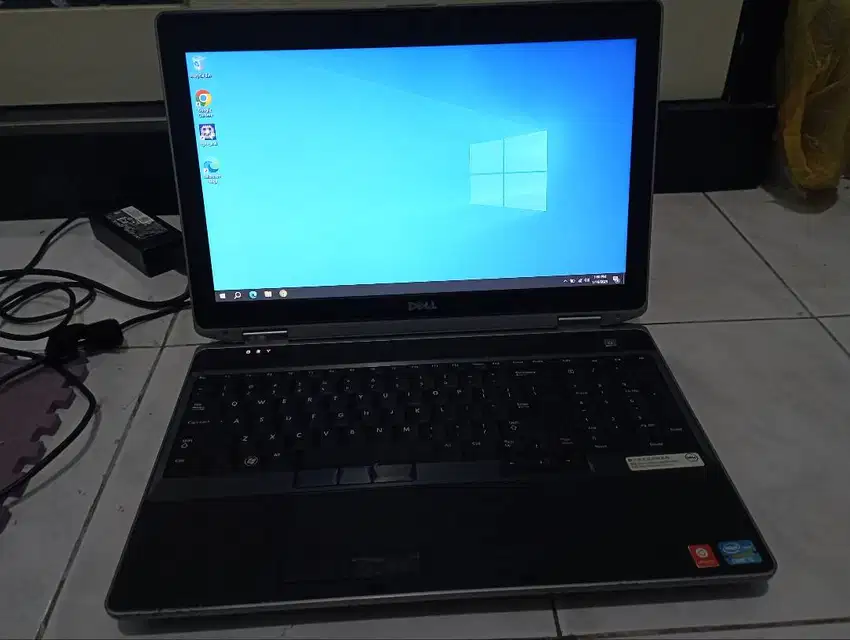 Laptop Dell Latitude E6530 - Intel Core i5 2.5 GHZ - RAM 4GB - NVIDIA