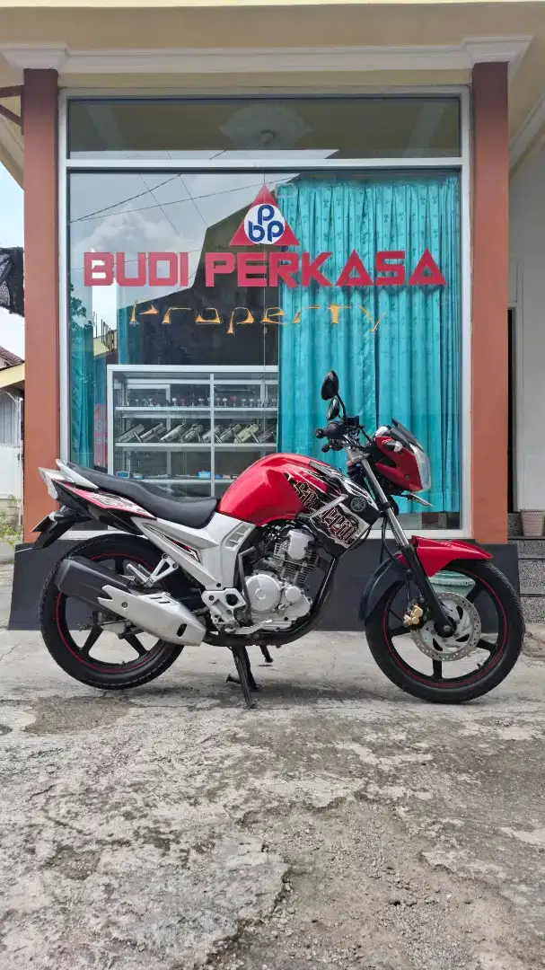 Yamaha Scorpio 2014