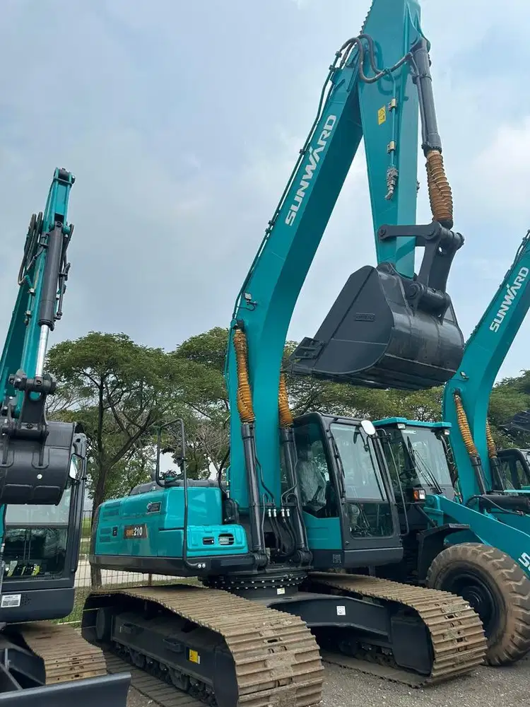 Excavator Sunward Pc200 SWE210 baru
